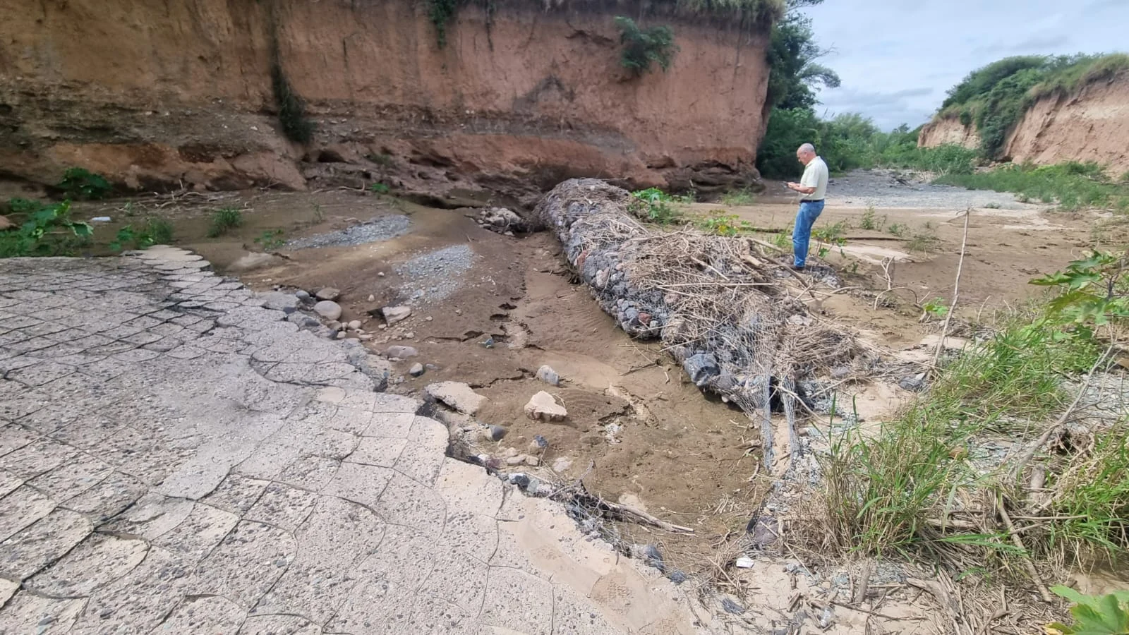 Obras hidráulicas · archivo de obras de Helguera